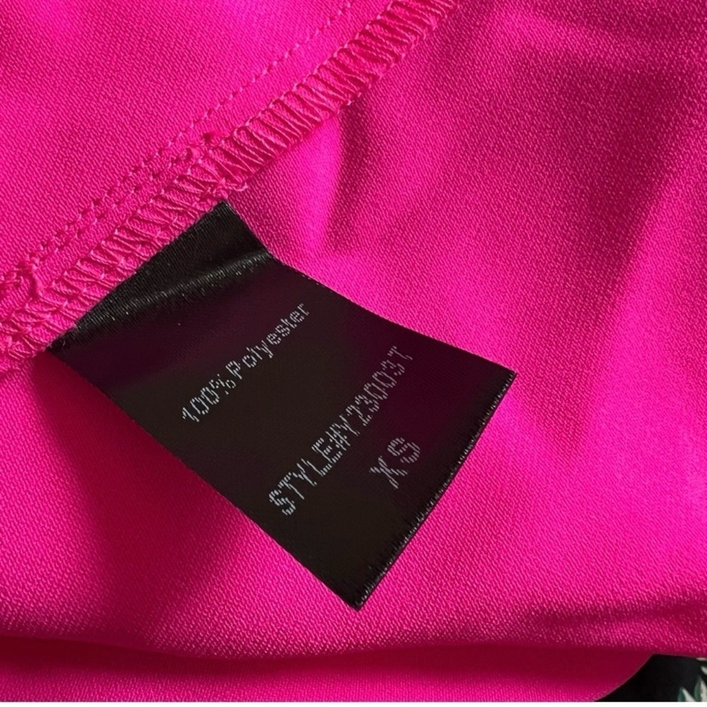 Pomander Place Kenzo Dress NWT XS Hot Pink Tiered Mini Crepe Tuckernuck - Picture 8 of 15